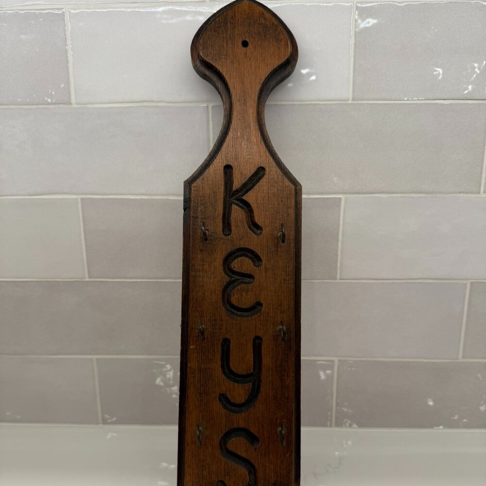 Vintage Wooden Key Holder with Hooks Paddle Style for Wall